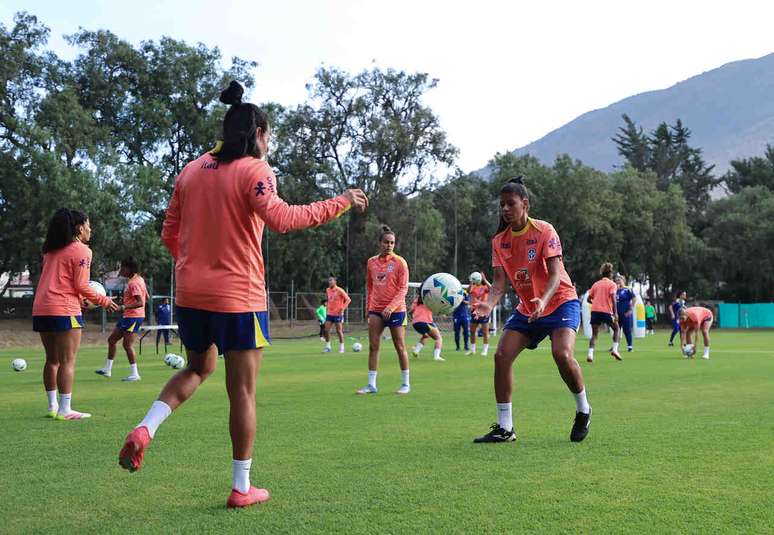 Sele&ccedil;&atilde;o Feminina est&aacute; com 100% de aproveitamento na Copa Am&eacute;rica &ndash;