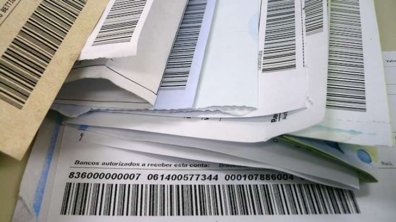 Complexidade da própria conta de luz atrapalha consumidores ao tentar prever futuros valores a serem pagos