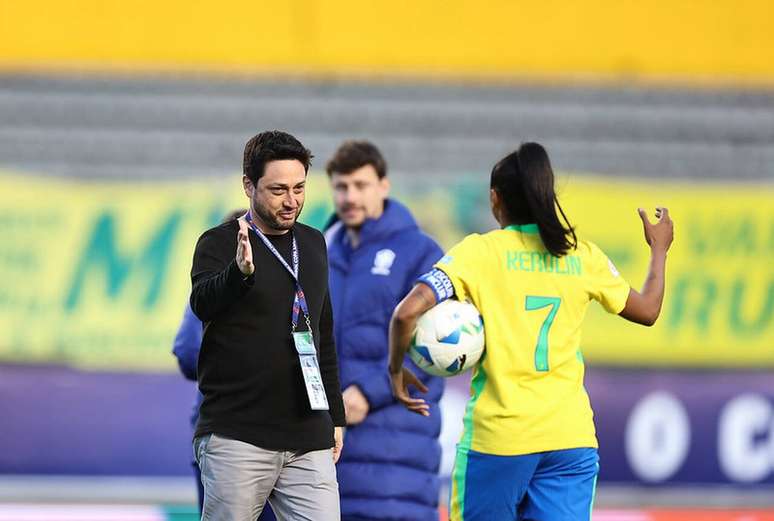 Arthue Elias mempercayai kemenangan lain di Brasil. Tetapi memuji kualitas dan ras Paraguay dan permata tim, Claudia Martinez. Foto: Lívia Villas Boas / CBF