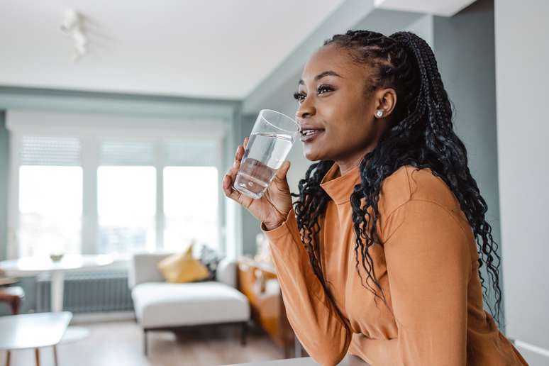 Drinking too much water also hinders weight loss? The answer may surprise you