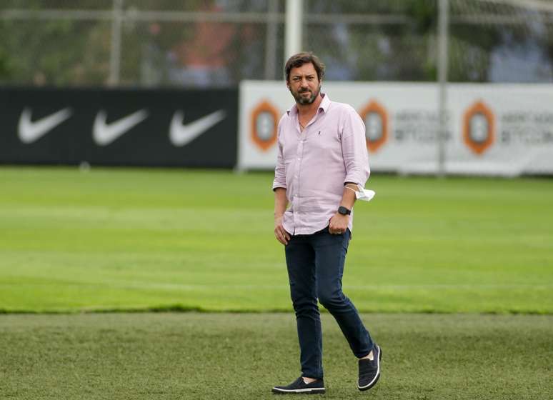 Corinthians bancou gastos pessoais na gest&atilde;o Duilio &ndash;