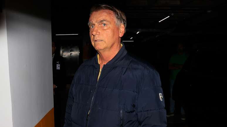 Hugo Motta proíbe comissões da Câmara de fazerem homenagem a Bolsonaro