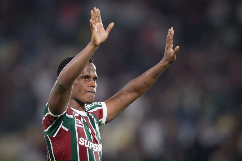 Arias se despediu do torcedor em duelo contra o Cruzeiro, no Maracanã –