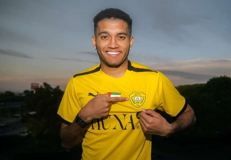 Palmeiras vende zagueiro para time dos Emirados &Aacute;rabes Unidos &ndash;