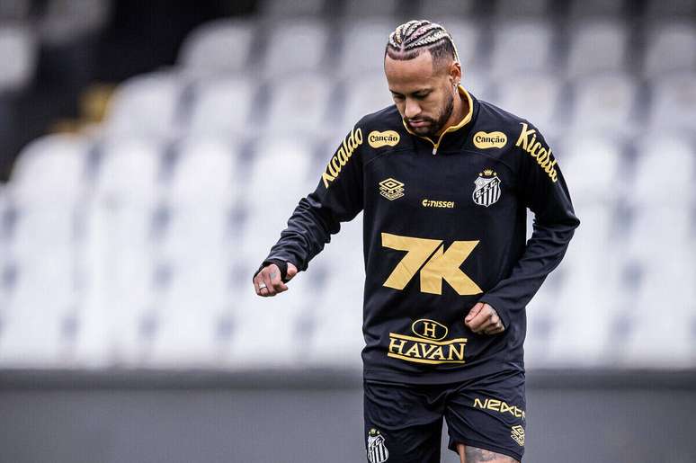 Neymar deve atuar como meia de arma&ccedil;&atilde;o contra o Internacional &ndash;