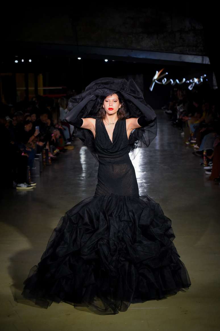 Desfile Ken-G&aacute; 