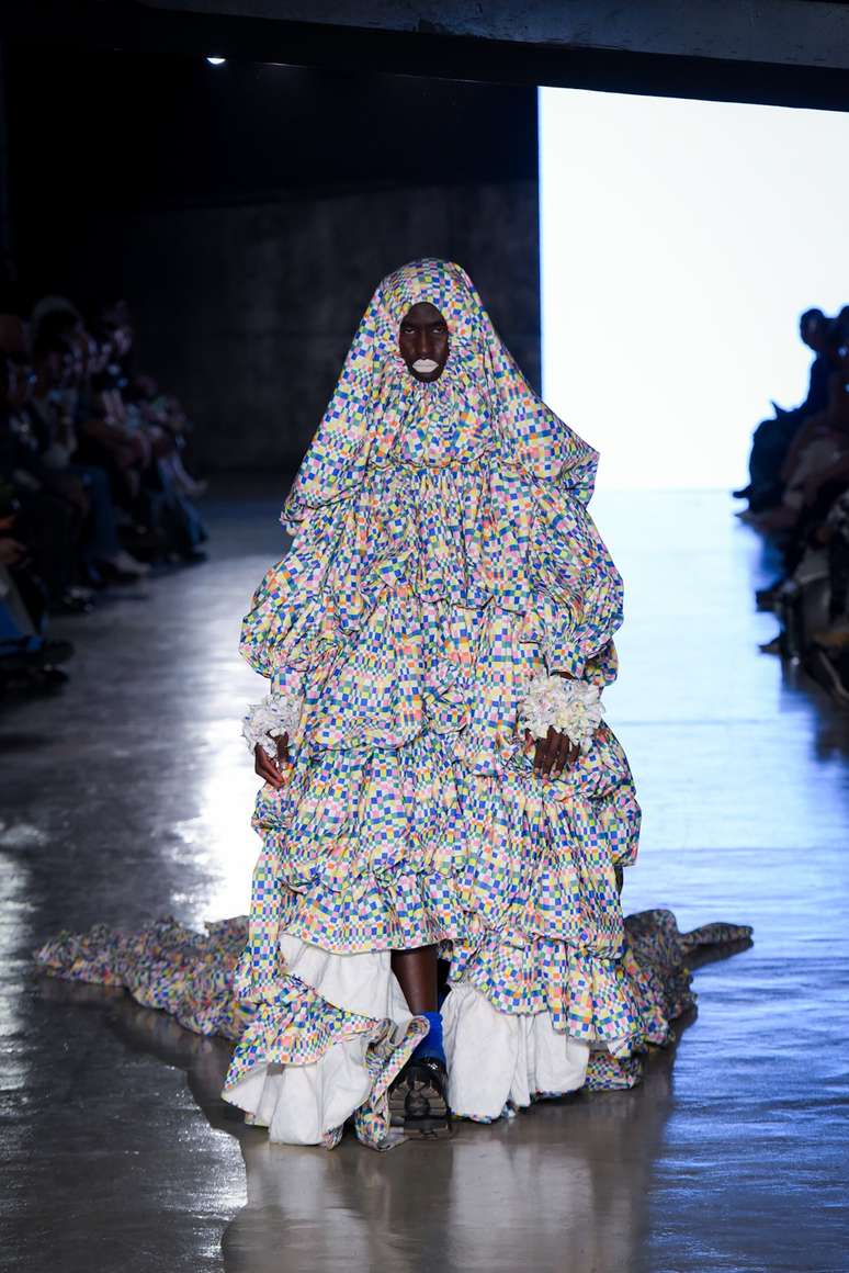 Desfile Lucas Casl&uacute; 