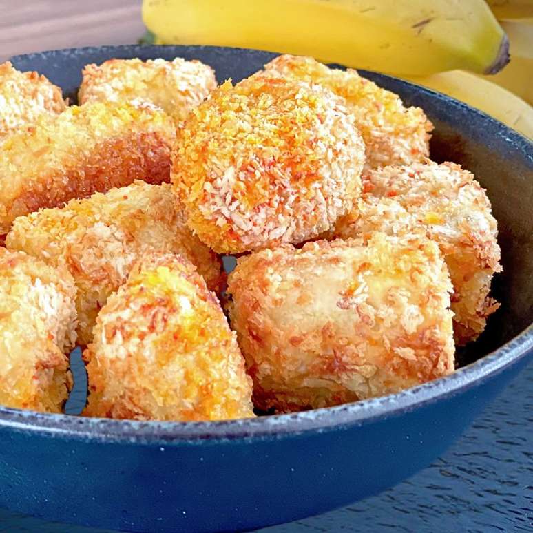 Banana breaded without frying: dry, irresistible and easy