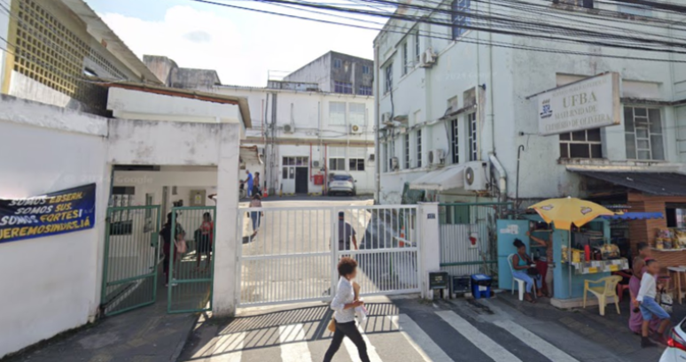 Entrada da Maternidade Climério de Oliveira, em Salvador