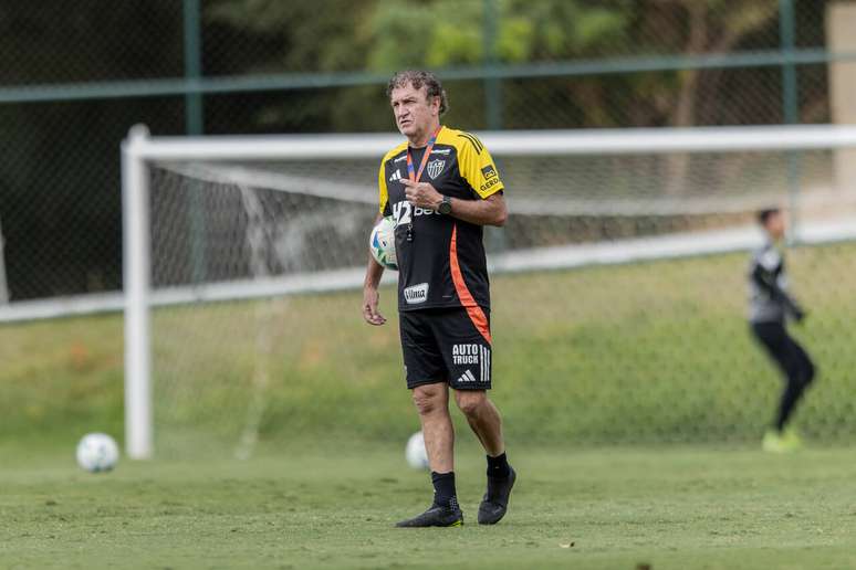 Coach Cuca will have Fausto Vera available in a South America match- Coach Cuca will have Fausto Vera available in a South America match-