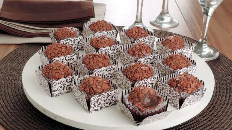 Brigadeiro Noir: gourmet version to sell
