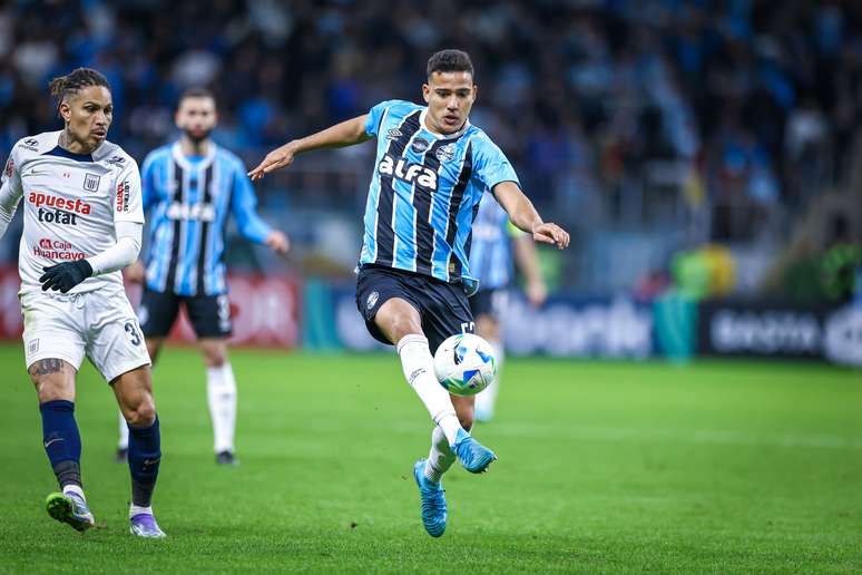 Grêmio é eliminado na Copa Sul-Americana após empate com o Alianza Lima 