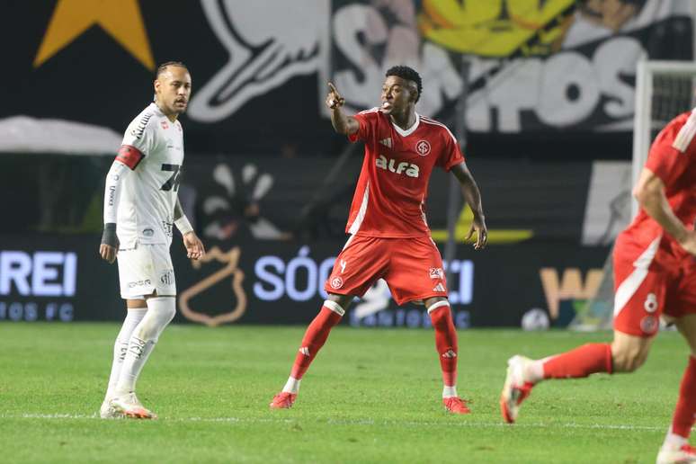 Santos replies the relegation campaign in 2025 and alert the lights