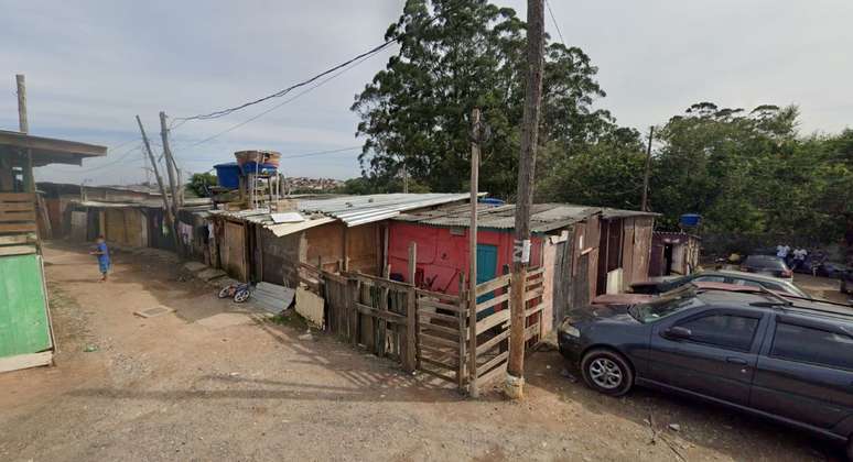 Entrada da ocupação Terra Prometida, no Vera Cruz, zona sul de São Paulo, no final da M´Boi Mirim, ao lado da represa de Guarapiranga.