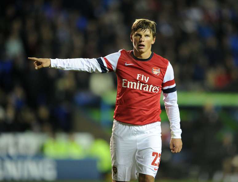 Andrey Arshavin com a camisa do Arsenal