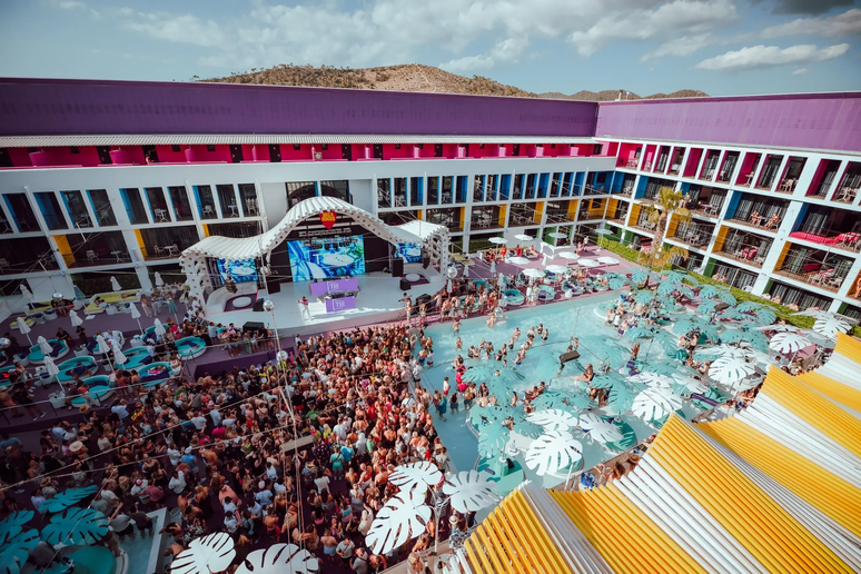 The serial tragedies guide luxury hotels in Ibiza to cancel the events after the fourth death in three months