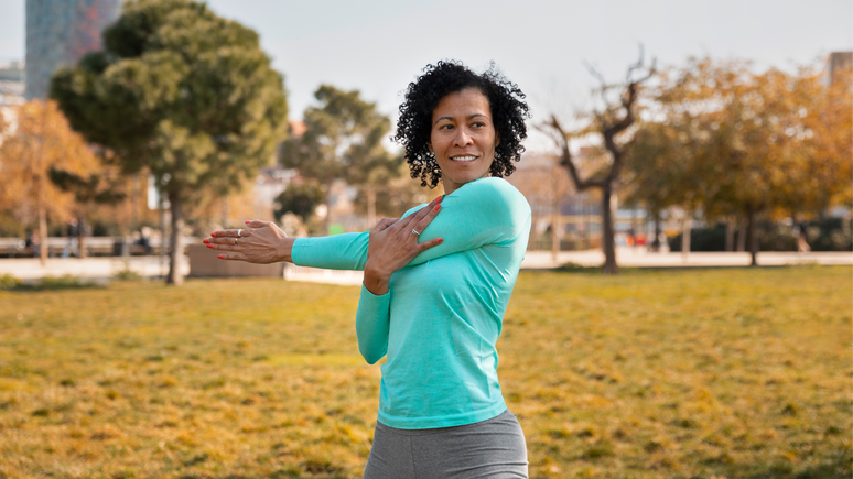 Treino para fazer ao ar livre: Personal trainer dá dicas sobre quais exercícios fazer