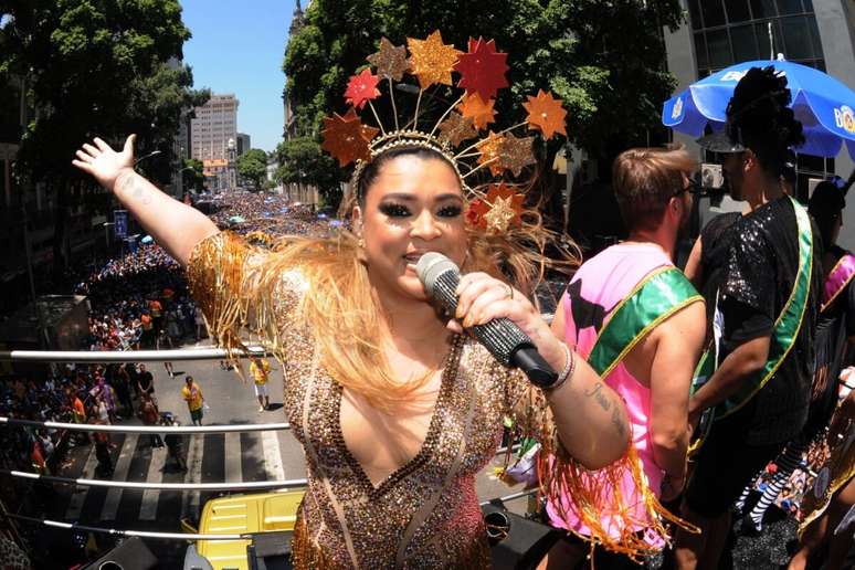 Preta Gil, cantora e empres&aacute;ria brasileira, marcou a m&uacute;sica nacional com sua voz e ativismo pela diversidade