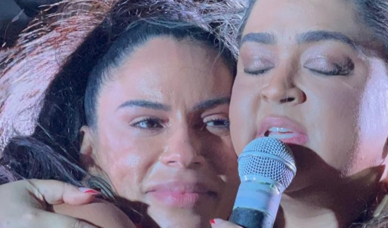 Why did Marina Morena, a powerful entrepreneur who has exploited the career of Anitta, considered a “daughter of the heart of the Gil family”?
