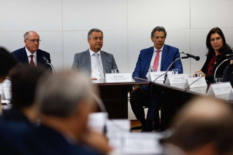 Geraldo Alckmin, vice-presidente e ministro do Desenvolvimento, Indústria, Comércio e Serviços, comandou a primeira reunião do comitê com o setor produtivo para debater as tarifas de 50% anunciadas pelos Estados Unidos contra o Brasil