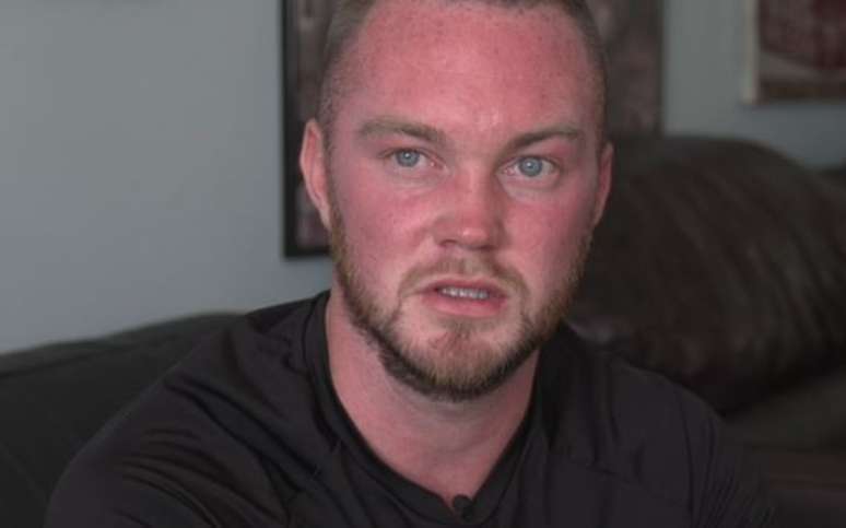 The young man almost dies from the infection after having burst the spine around his neck: “I’m lucky to be still here”