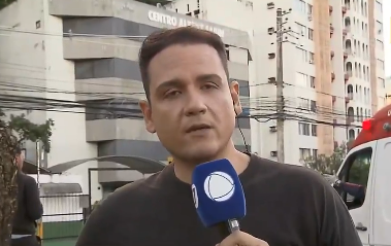 O repórter Mateus Borges estava ao vivo quando a agressão ocorreu