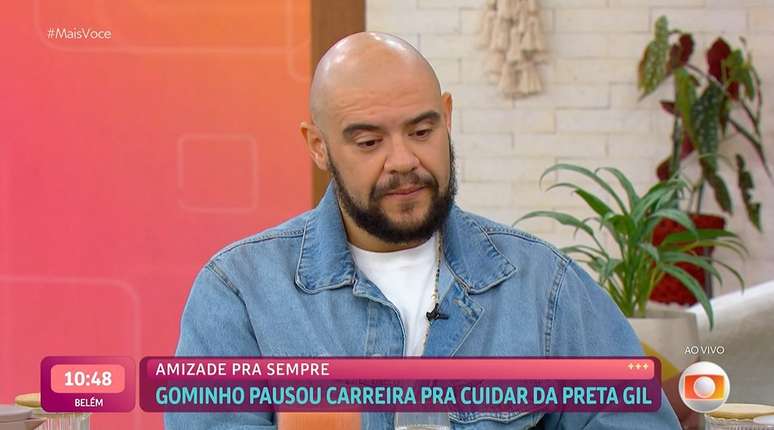 Gominho, apresentador e comunicador, emocionado no Mais Você