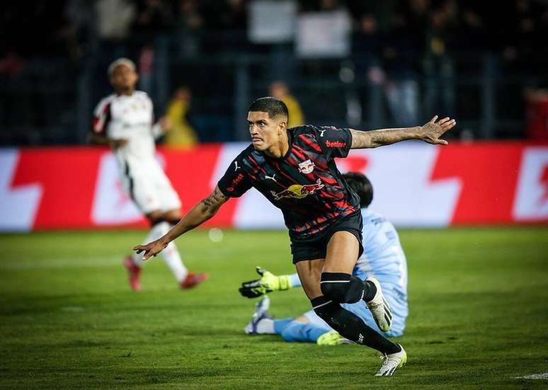 Lucas Barbosa &eacute; um dos destaques do time de Bragan&ccedil;a Paulista &ndash; Foto de Ari Ferreira/Red Bull Bragantino.