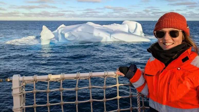Jennifer Freer analisou o zoopl&acirc;ncton a bordo do navio polar Sir David Attenborough