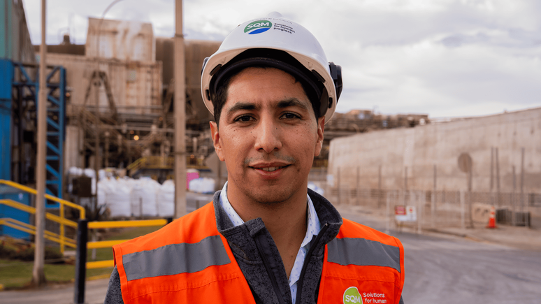 Valent&iacute;n Barrera afirma que a empresa chilena SQM entende as preocupa&ccedil;&otilde;es e trabalha com as comunidades locais para reduzir os impactos da minera&ccedil;&atilde;o de l&iacute;tio