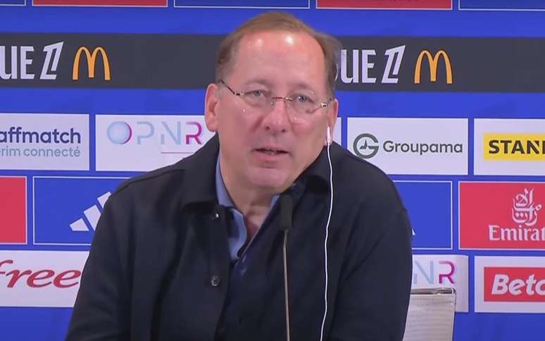 Textor em coletiva pelo Lyon &ndash;