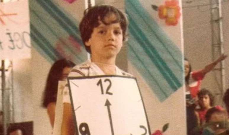 44 years ago, this nice boy was a school theater clock; Today it is famous for the largest great premium in world cinema 44 years ago, this nice boy was a school theater clock; Today it is famous for the largest great premium in world cinema