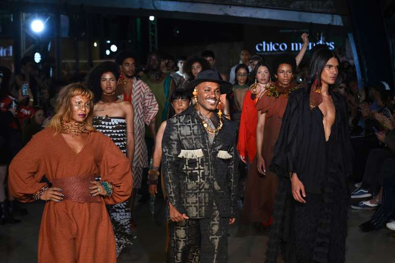 Maxi Weber e Fred Nic&aacute;cio no desfile da Nalimo 