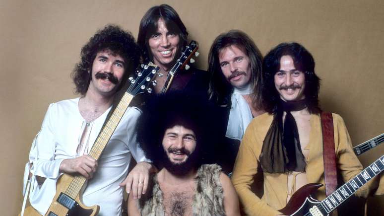 Boston em 1976 (E-D): Brad Delp, Tom Scholz, Sib Hashian, Fran Sheehan e Barry Goudreau -