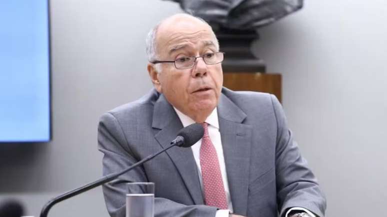 O chanceler Mauro Vieira durante participação na Comissão de Relações Exteriores da Câmara