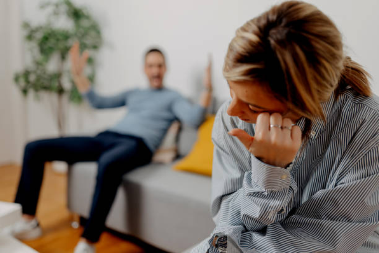 Does the partner carry the stress of work at home? See how to manage