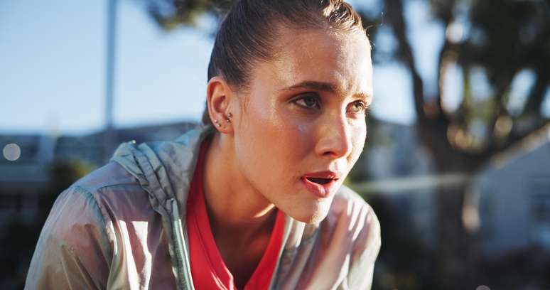 Does the race cause the falling face? See what the dermatologist says