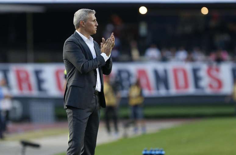 Crespo vai mudar o time para a Copa do Brasil &ndash;