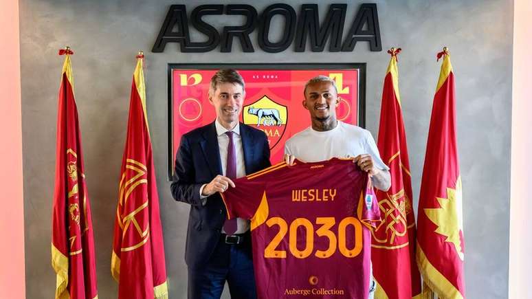 Wesley assinou com a Roma at&eacute; 2030 &ndash;