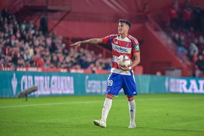 Reinier teve sucessivos empr&eacute;stimos &ndash;