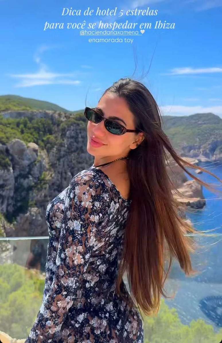 Catherine mostrou o hotel cinco estrelas que est&aacute; hospedada em Ibiza, onde Vini Jr curte f&eacute;rias &ndash; Reprodu&ccedil;&atilde;o/Instagram