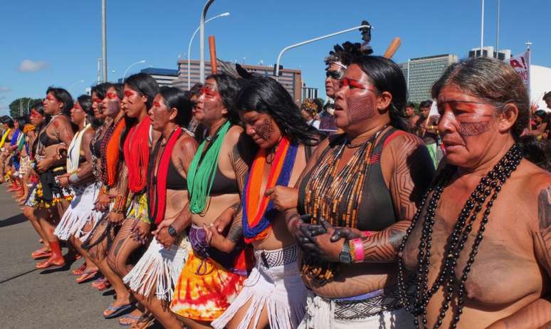 Marcha das Margaridas, em Brasília, com mulheres do campo, das mulheres e das cidades protestando pela preservação ambiental. 