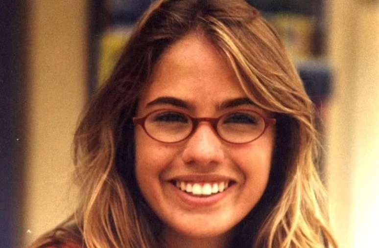 Thaís Vaz caracterizada como Flávia de 'Malhação'