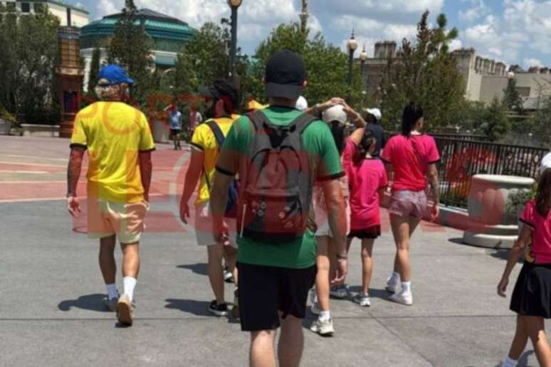 Z&eacute; Felipe e Ana Castela na Disney - Portal LeoDias