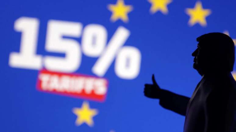 The lack of firmness of Europeans in negotiating the agreement with Trump will cost thousands of jobs in the EU