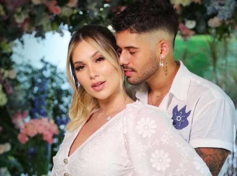 Virg&iacute;nia e Z&eacute; Felipe no casamento deles, em mar&ccedil;o de 2021