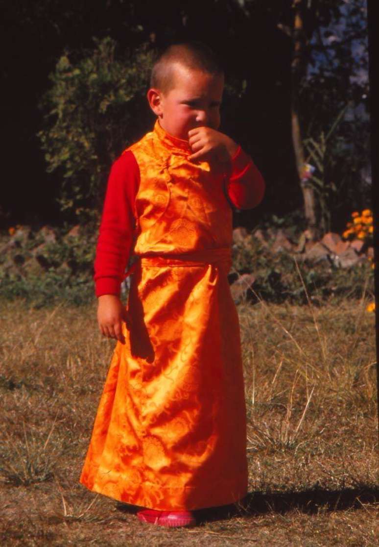 Osel foi criado como a reencarna&ccedil;&atilde;o de um renomado lama que expandiu o budismo no Ocidente