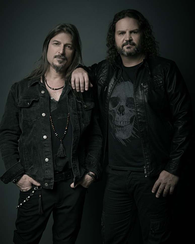 Rafael Bittencourt e Felipe Andreoli, do Angra -