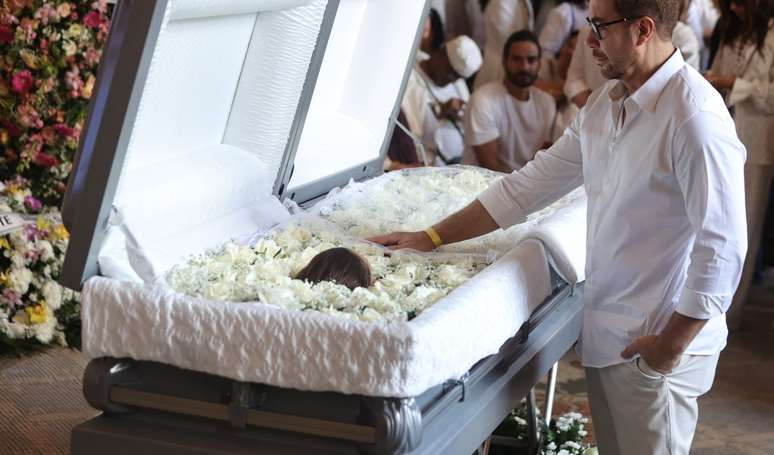 After death, Preta Gil is the goal of new and absurd false news involving luxury cars and coffin; understand After death, Preta Gil is the goal of new and absurd false news involving luxury cars and coffin; understand