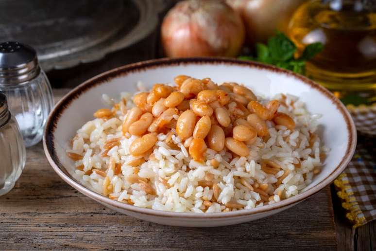 6 reasons for eating rice and beans together 6 reasons for eating rice and beans together